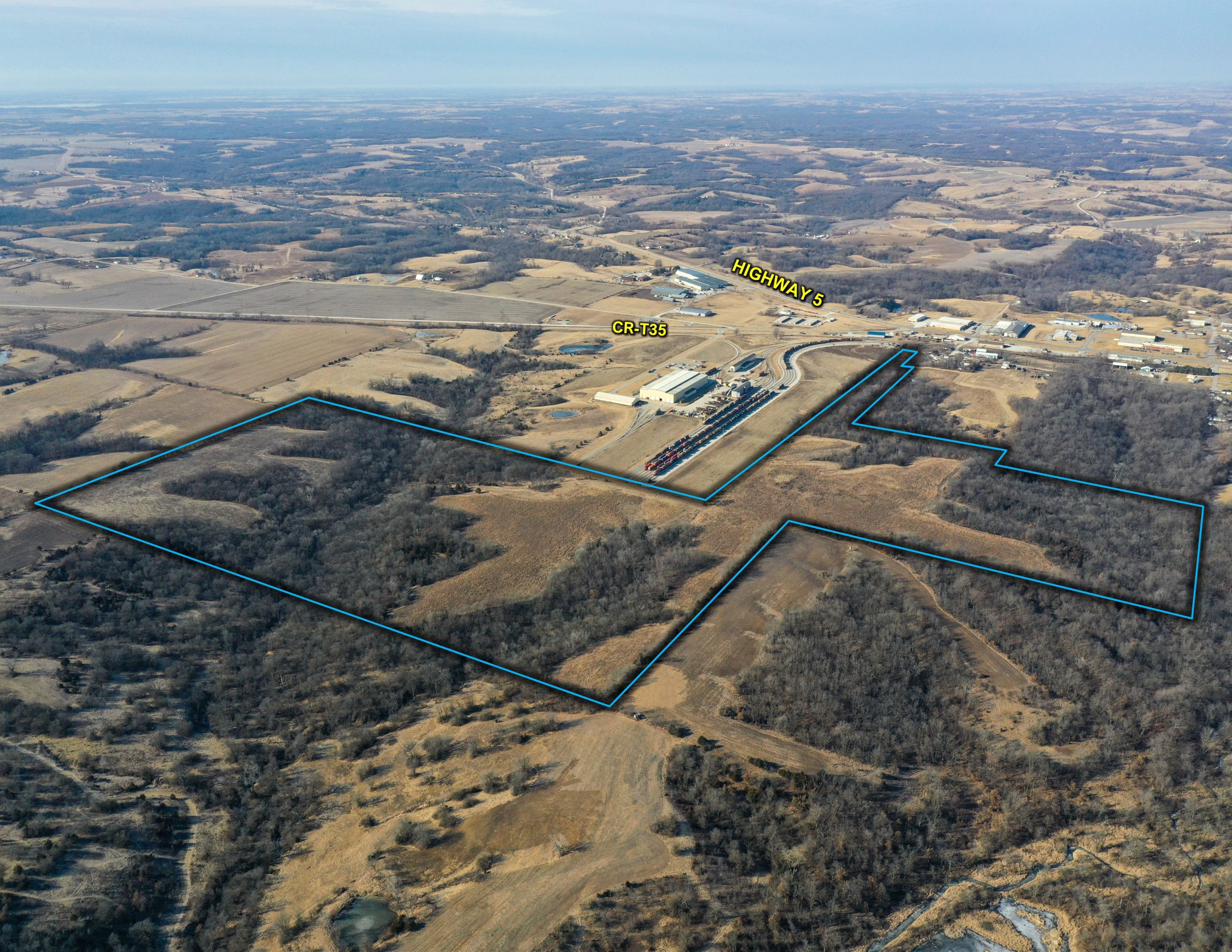 Listing Photo: 18135-Edit Mccabe